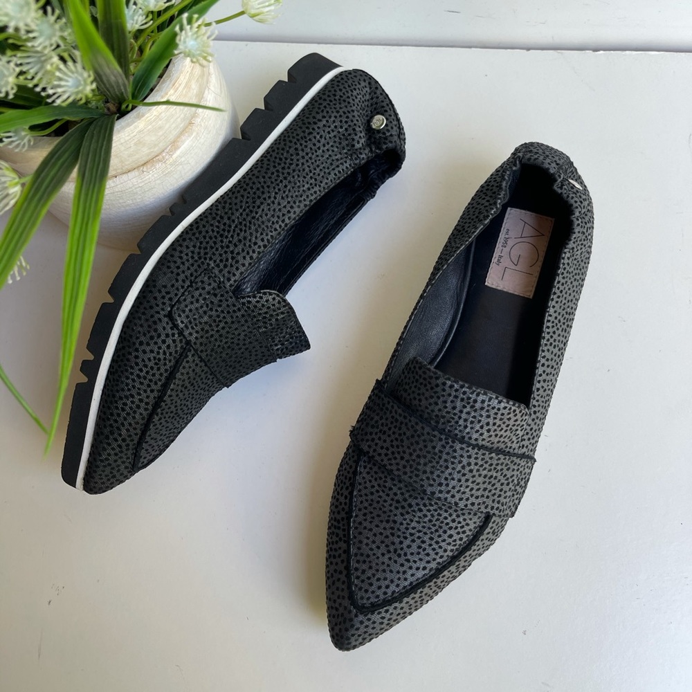 AGL🔴pointed toe flats black extra soft size 8.5 gently used